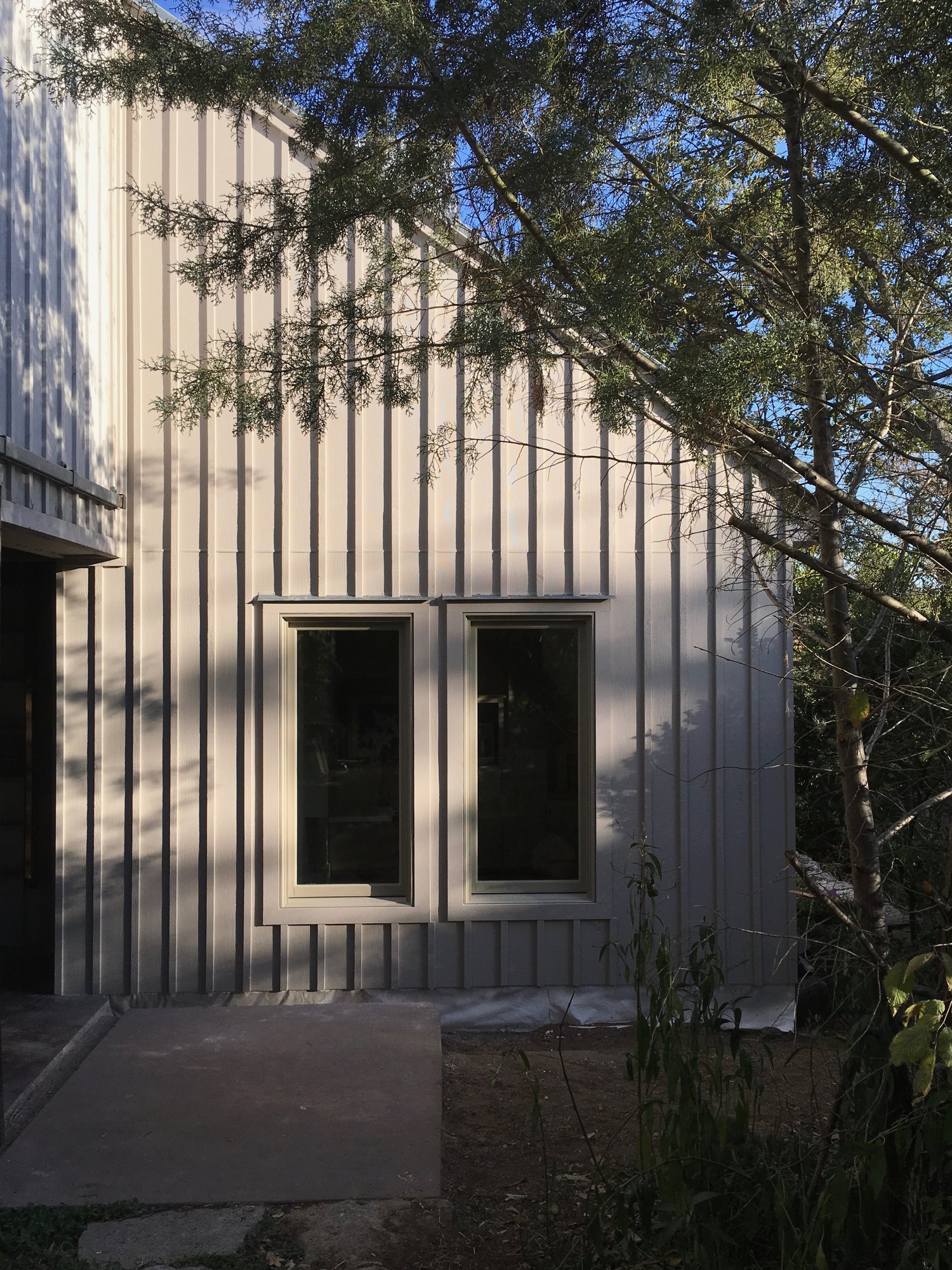 Moore/Andersson Compound